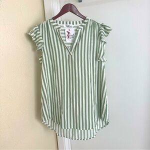 ‼️NWT Perfectly Priscilla Large Ruffled Shoulders Striped Blouse‼️